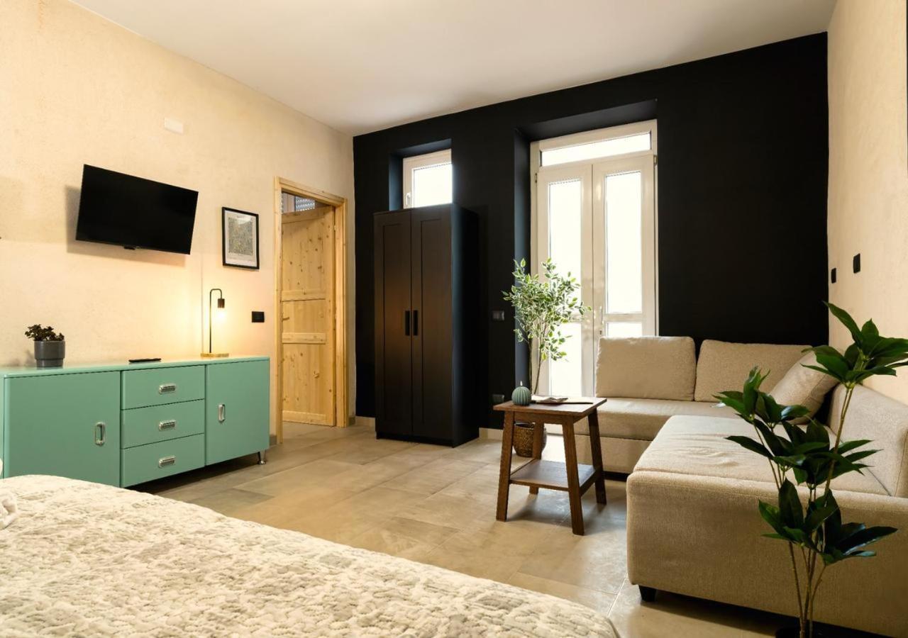 Residence La Corte - Bilocale 3 Novara Exteriör bild